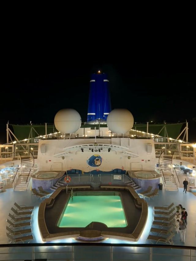 鼓浪嶼號郵輪遊｜像一場搖搖晃晃的夢🛳️✨