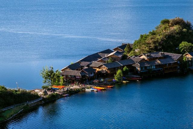瀘沽湖必打卡！邂逅高原明珠嘅治癒之旅