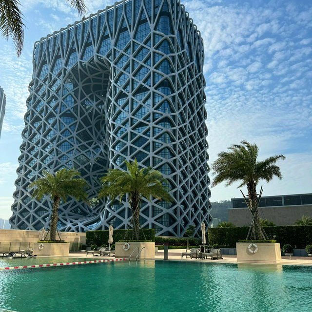 🇲🇴澳門君悅40米無邊泳池！一眼淪陷的度假天堂💦
