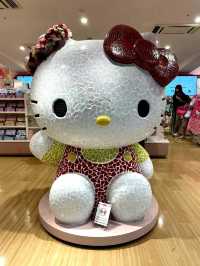 超卡哇伊！東京Hello Kitty專區探店攻略✨💃 