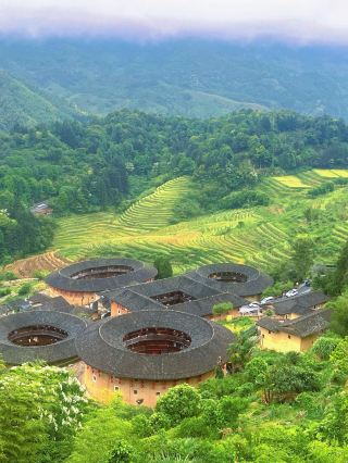 The tulou from textbooks actually exists in real life