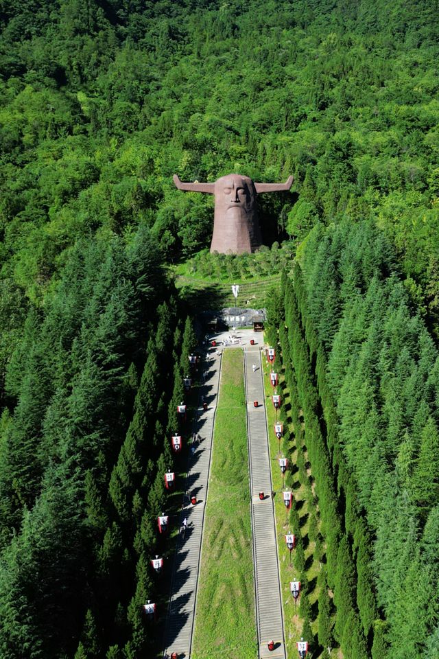 進山避暑，湖北首選秘境神農架