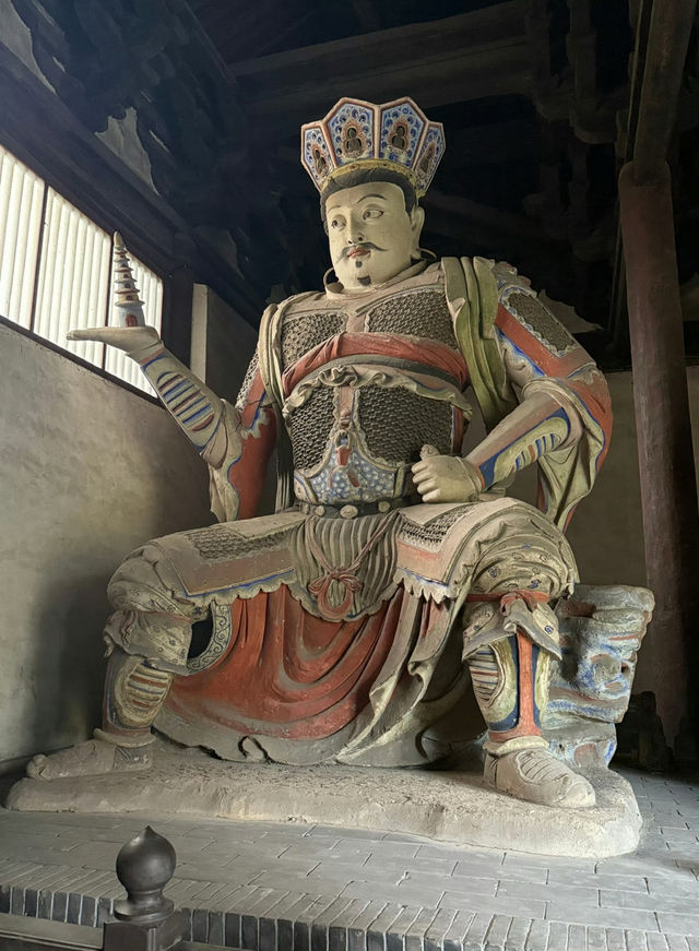 來大同怎能錯過千年古剎華嚴寺呢！這座遼金建築群真的太震撼了