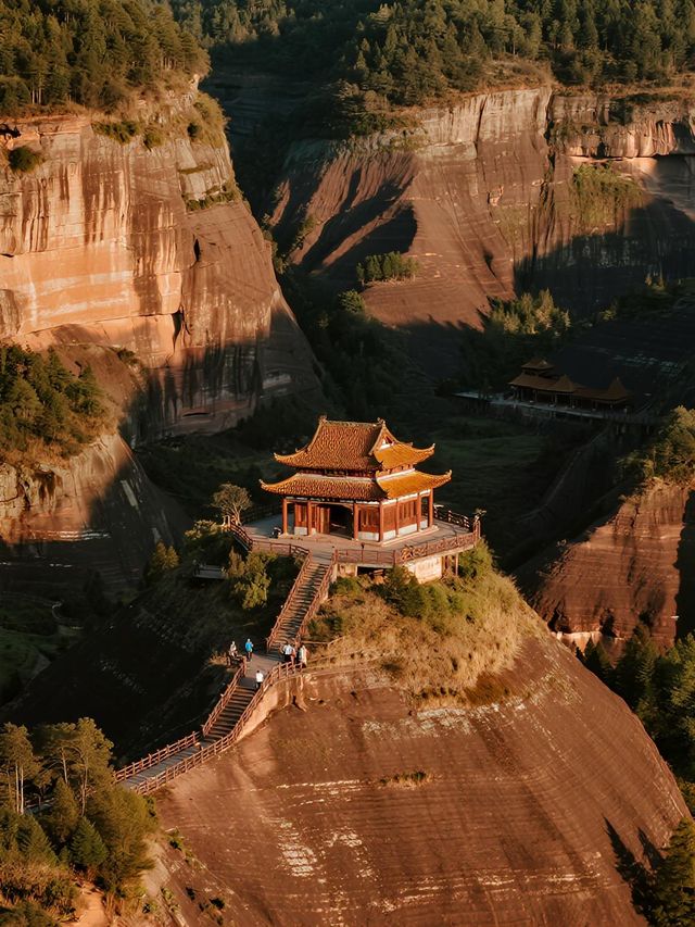 丹霞山親子自然課！探秘錦江、拓印化石的秋日研學