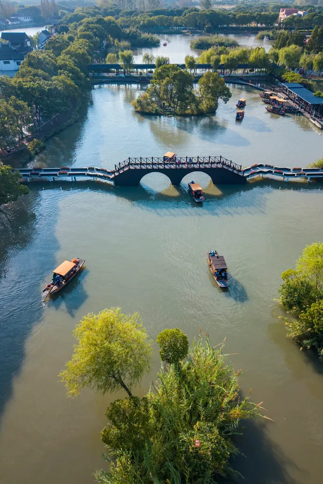 闖入油畫世界！沙家浜的秋天美到窒息！