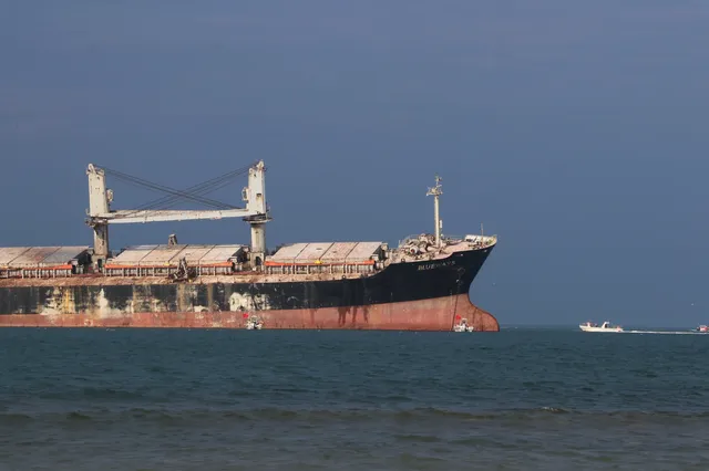 威海|榮成布魯威斯號沉船那香海日落 威海|榮成布魯威斯號沉船那香海日落