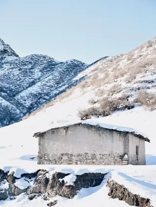 우루무치 겨울 하이킹 | 소수만 아는 빙폭 하이킹 비밀 장소