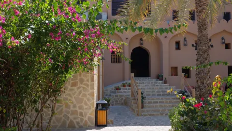 Al Manzawah Old Town, the most lively place in the entire Middle East — traveler post in Nizwa