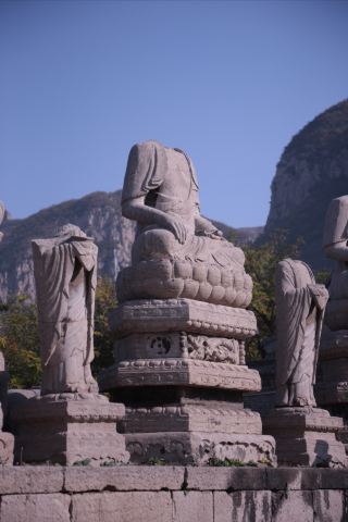 Exploring the Xiangtangshan Grottoes in Handan: The Untouched Beauty of the Royal Grottoes Without Protective Covers