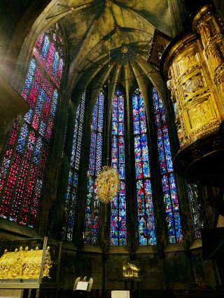 Crossing a thousand years at Aachen Cathedral