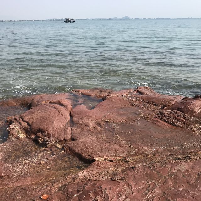 ลานหินสีชมพู ที่จันทบุรี