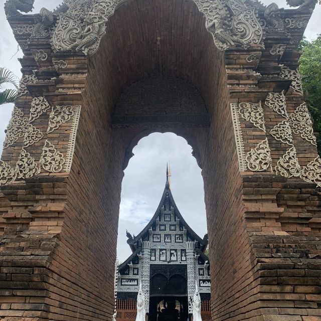วัดโลกโมฬี วัดสวยและเก่าแก่แห่งนึงในเชียงใหม่