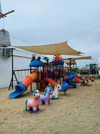 The Beach กลางกรุง ยกชายหาดมาไว้กลางกรุงเทพ