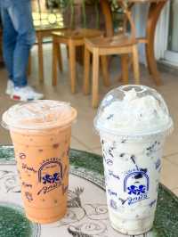 ลูกบัวคาเฟ่ 