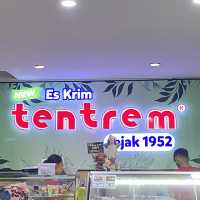 Ice Cream Tentrem, Solo since 1952