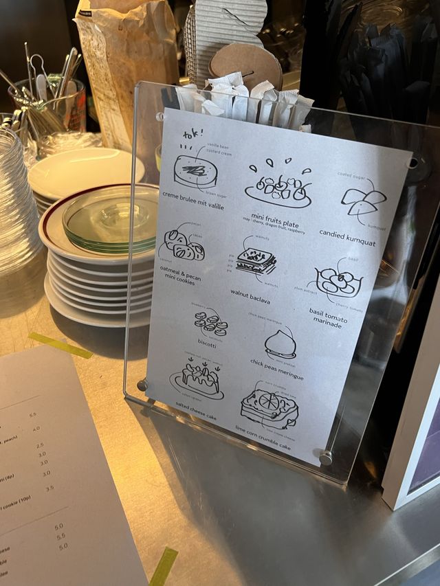 韓国/ソウル【文来】看板猫ちゃんがいるオシャレなカフェ☕️