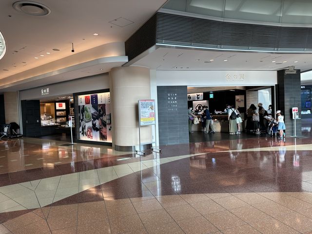 東京・羽田空港第2ターミナル。搭乗までの楽しみな時間を演出する『マーケットプレイス』