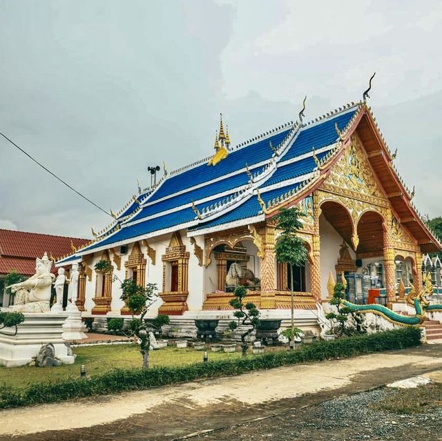 Wat Sridonsak Golden triangle 