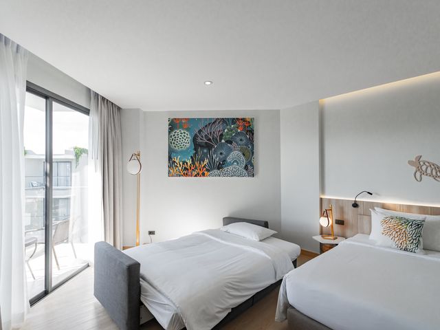 Phuket Emerald Beach Resort เปิดใหม่ใกล้ทะเลภูเก็ต