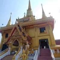 วัดคีรีวงศ์ บนยอดเขากลางเมืองนครสวรรค์