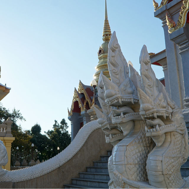 ลงใต้ไหว้พระใหญ่ ชมอ่าวไทย บางสะพาน 