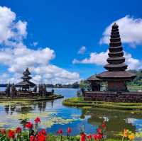 Picturisque Moments at Para Ulan Danu Bratan