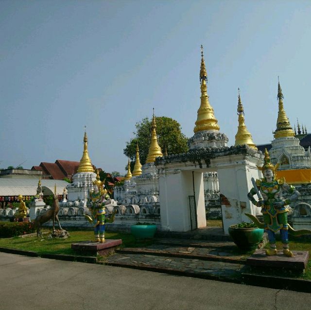 วัดพระเจดีย์ซาวหลัง