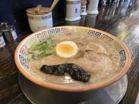 福岡・天神。昭和28年創業。老舗久留米ラーメンの味を福岡市内で味わえる『大砲ラーメン 天神今泉店』 