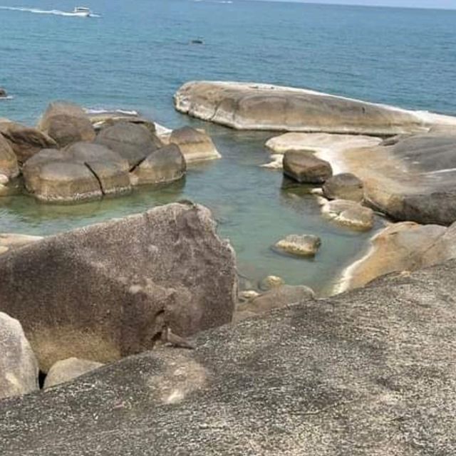 ชมความมหัศจรรย์ของหินตา หินยาย เกาะสมุย