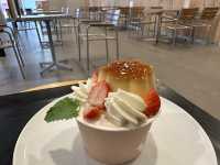 北海道・札幌。『きのとや 大通公園店 / KINOTOYA cafe』でパフェを楽しむ