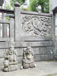 【東京都/高輪神社】元は稲荷神社 石門、石壁も必見！