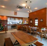 Hint Cafe & Eatery 