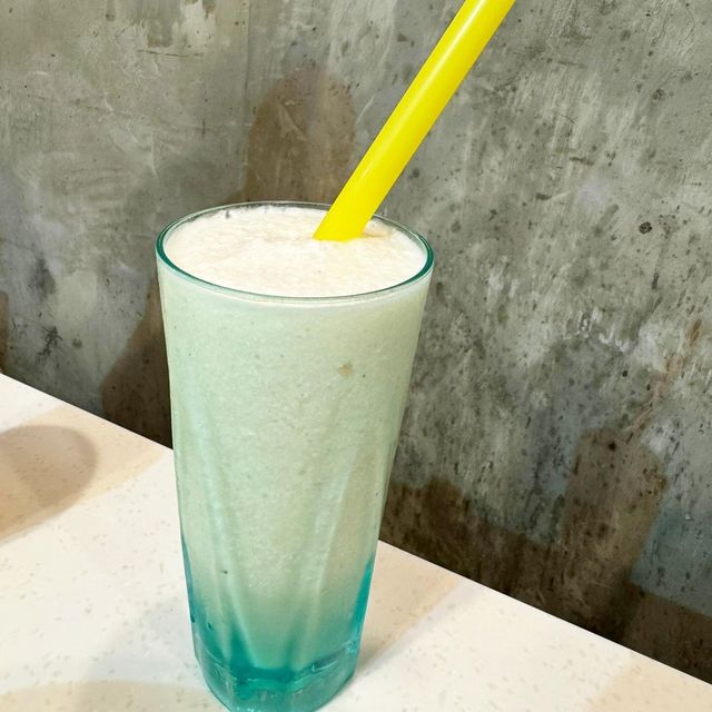 好友歡聚食返餐！