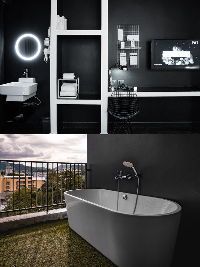 Blu Monkey Hub and Hotel Phuket ราคาเบาใจกลางเมือง