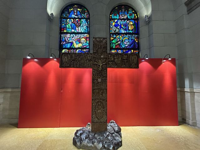 Christmas atmosphere at The Manila Cathedral 