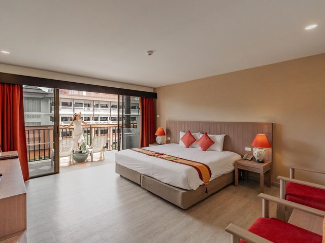 KATA SEA BREEZE RESORT พักสบายใกล้ทะเลภูเก็ต