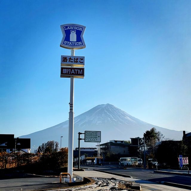 繞著富士山玩一天