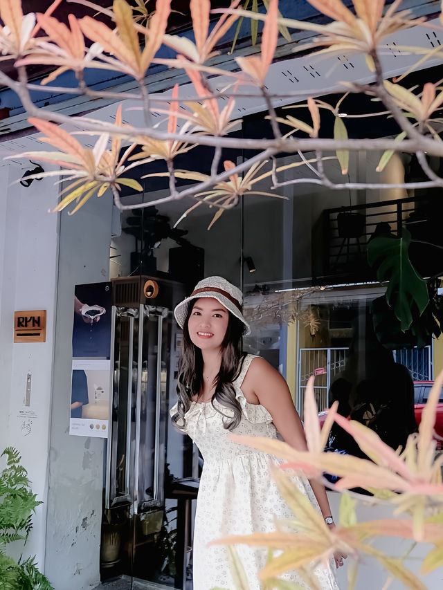 คาเฟ่ชิคๆ สไตล์ญี่ปุ่น Ryn ภูเก็ต 
