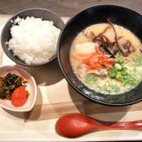 福岡空港グルメ✨博多ラーメンを食べよう✨
