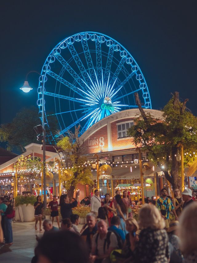 🎡방콕의 강변 야경을 보며 관람차 배경으로 인생샷도 찍고 즐길 수 있는 야시장“아시아티크” 
