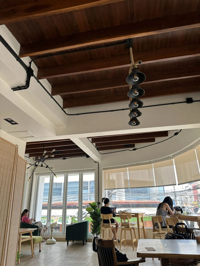 CURVE coffee @ bar … NAN 