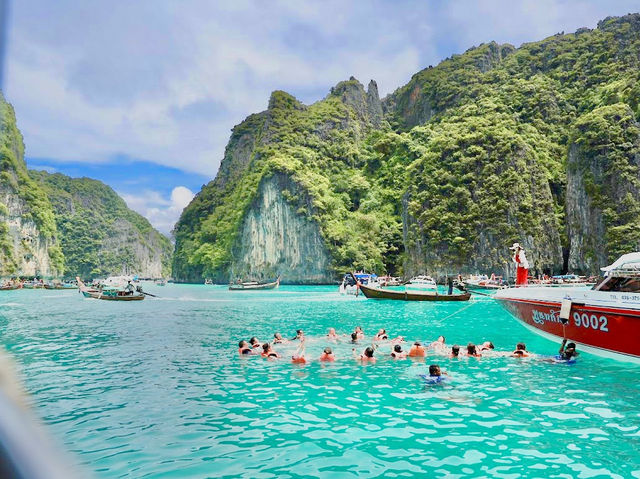  ​​Phi Phi Le Island