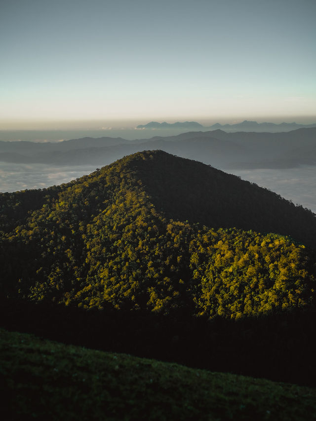 ผาหัวสิงห์ ดอยม่อนจอง ⛰️