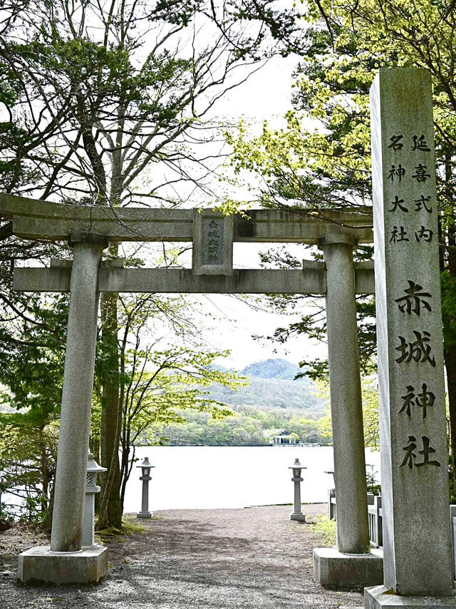 【赤城神社/群馬県】赤城山と湖が見える神社