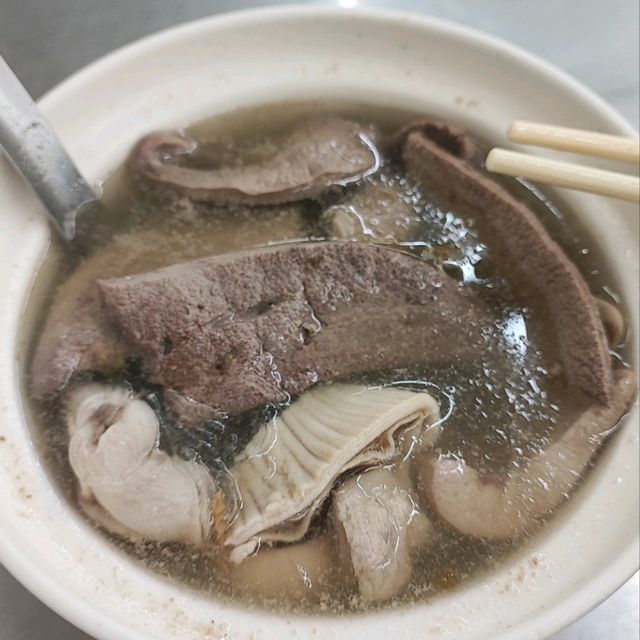 綜合湯冬粉，高雄鹽埕區的美食