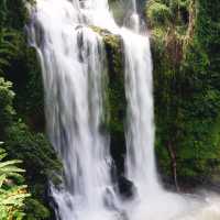 น้ำตกตาดเยือง