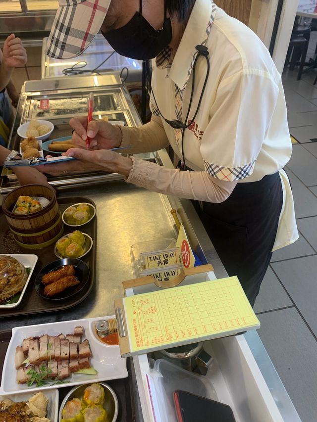 【マレーシア】人気の飲茶、点心店 "Restoran Zim Sum"
