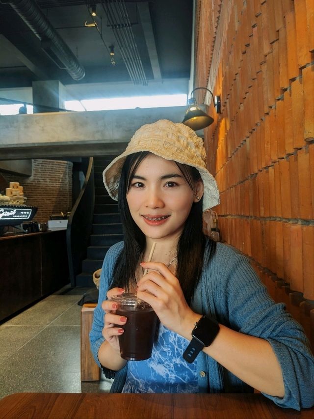 AKHA AMA COFFEE - อาข่า อาม่า คาเฟ่เชียงใหม่
