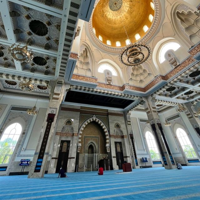 A masterpiece mosque with stunning architectural 