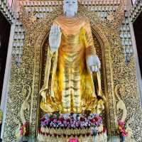 keen to see Burmese Buddhist temple in Penang